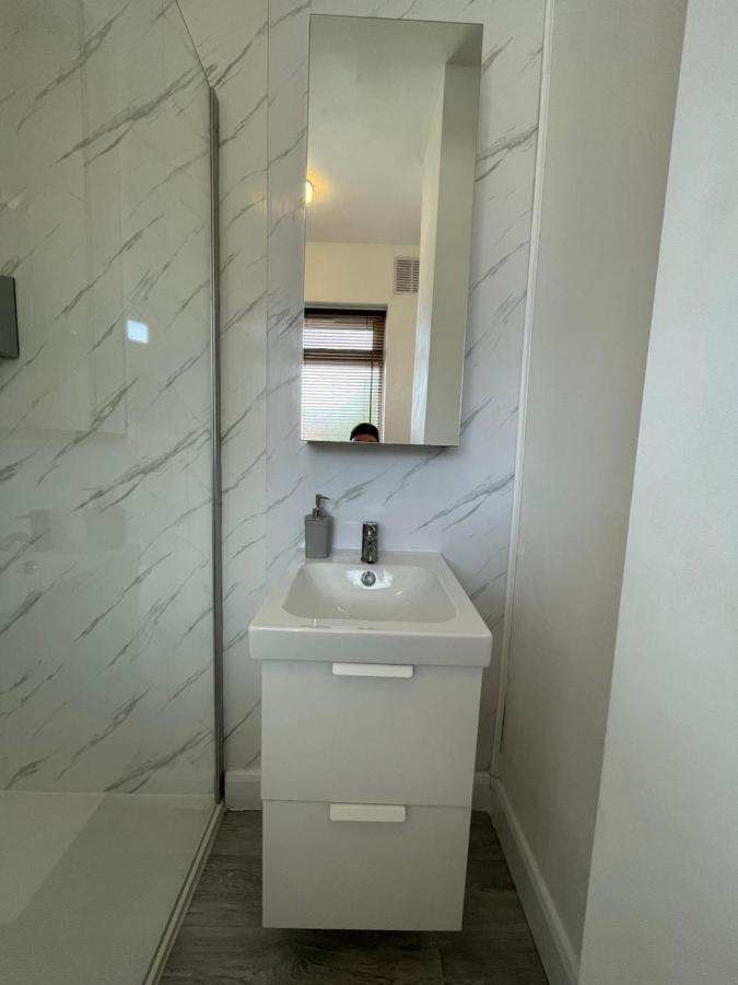 Lovely 2 Bed Apartment, Arnold Town Centre. Nottingham Dış mekan fotoğraf