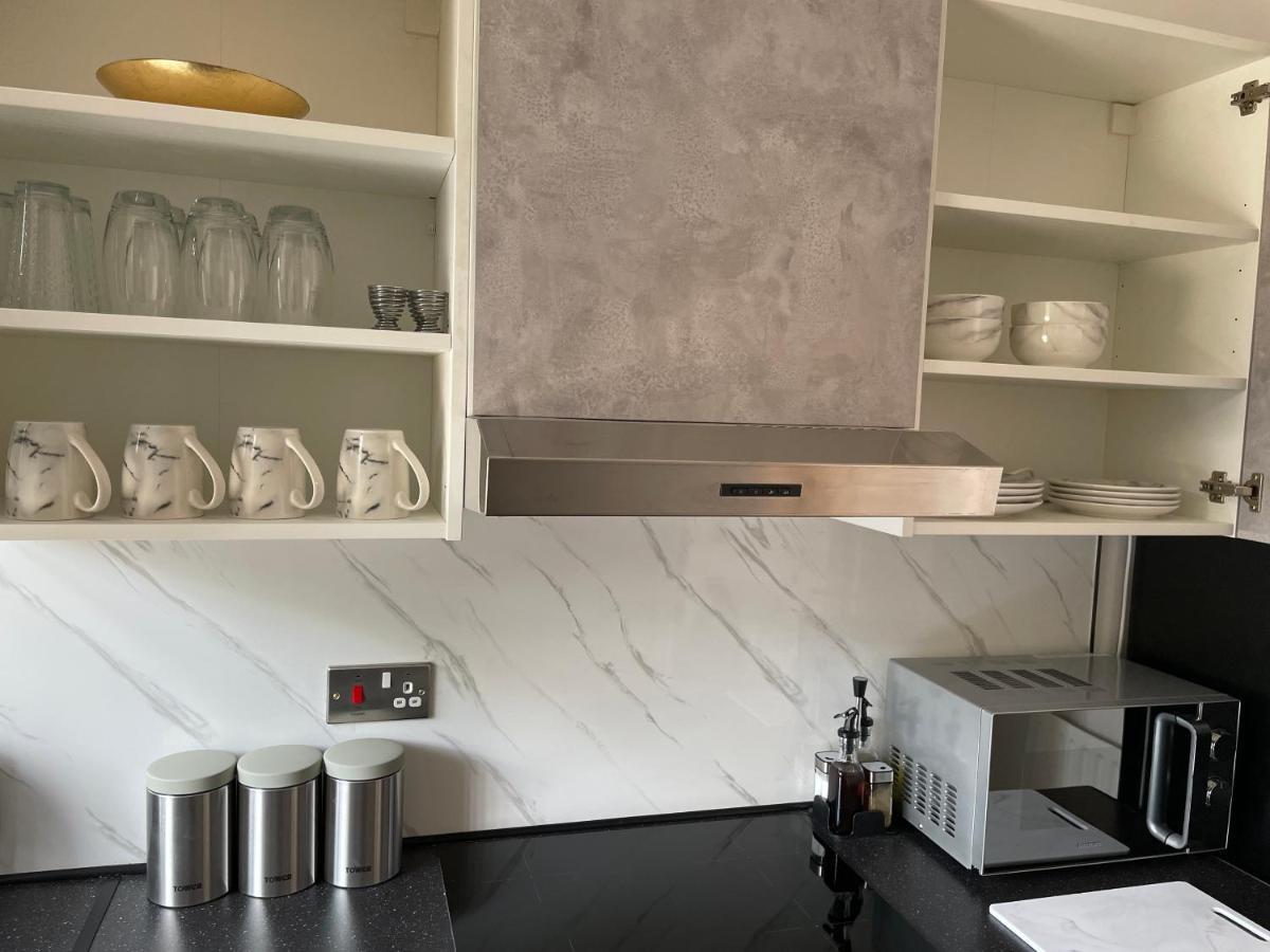 Lovely 2 Bed Apartment, Arnold Town Centre. Nottingham Dış mekan fotoğraf