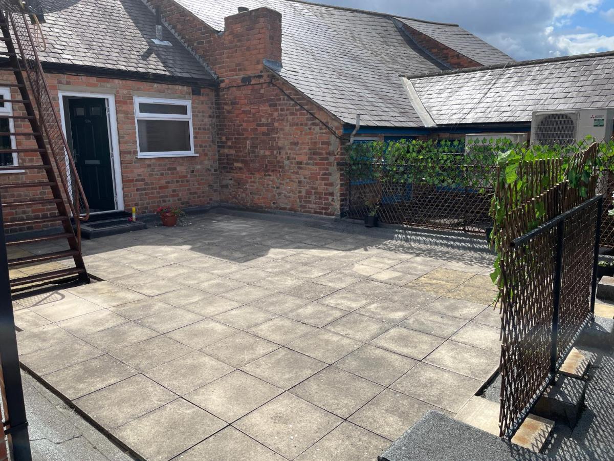 Lovely 2 Bed Apartment, Arnold Town Centre. Nottingham Dış mekan fotoğraf